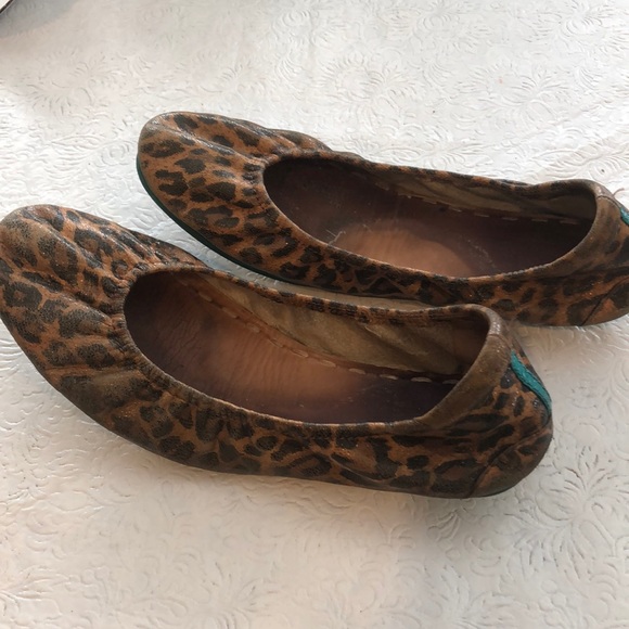 Tieks Shoes - Leopard Print Tieks size 9